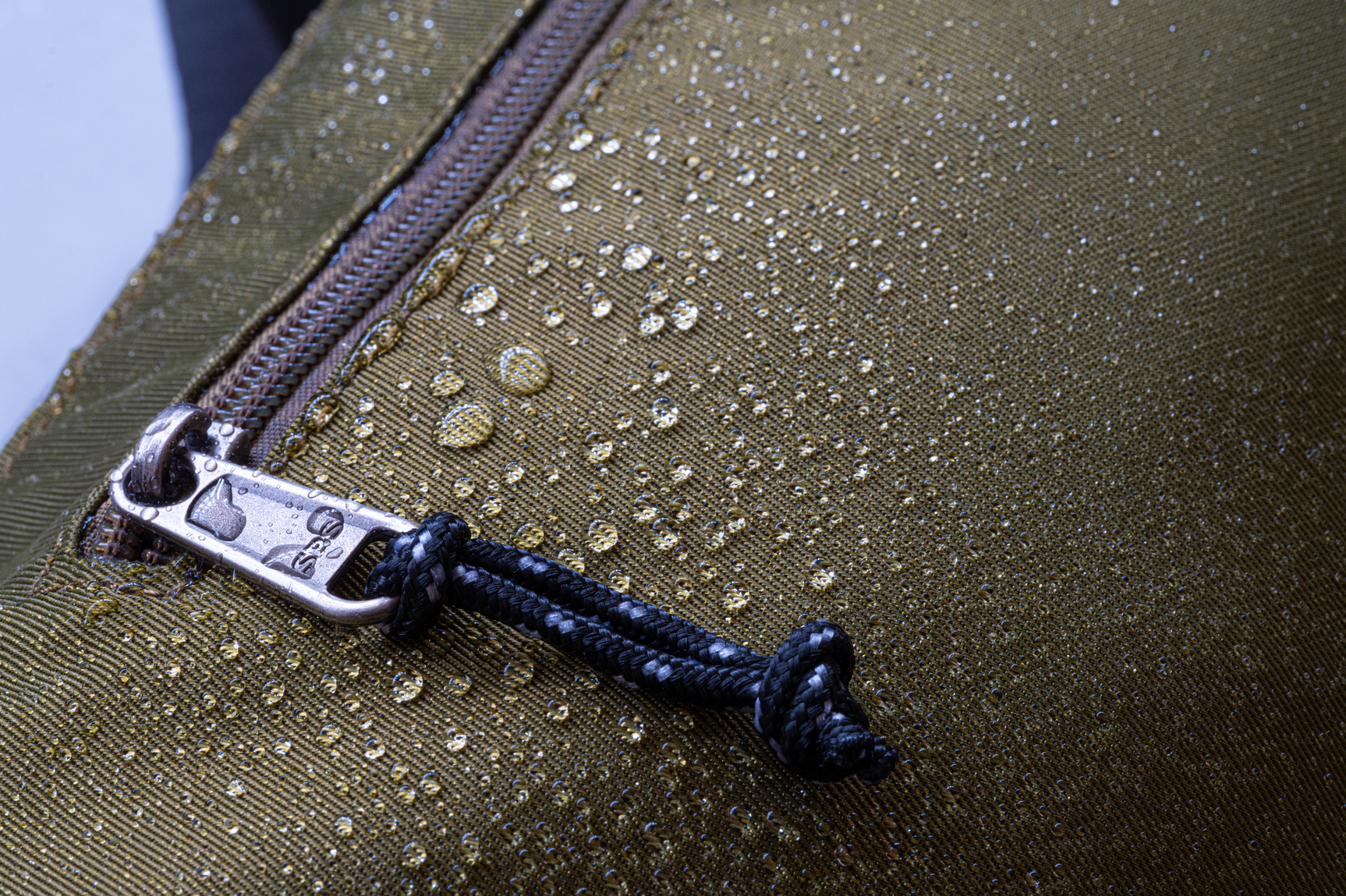 Hyde Park Crossbody Bag - Army Green