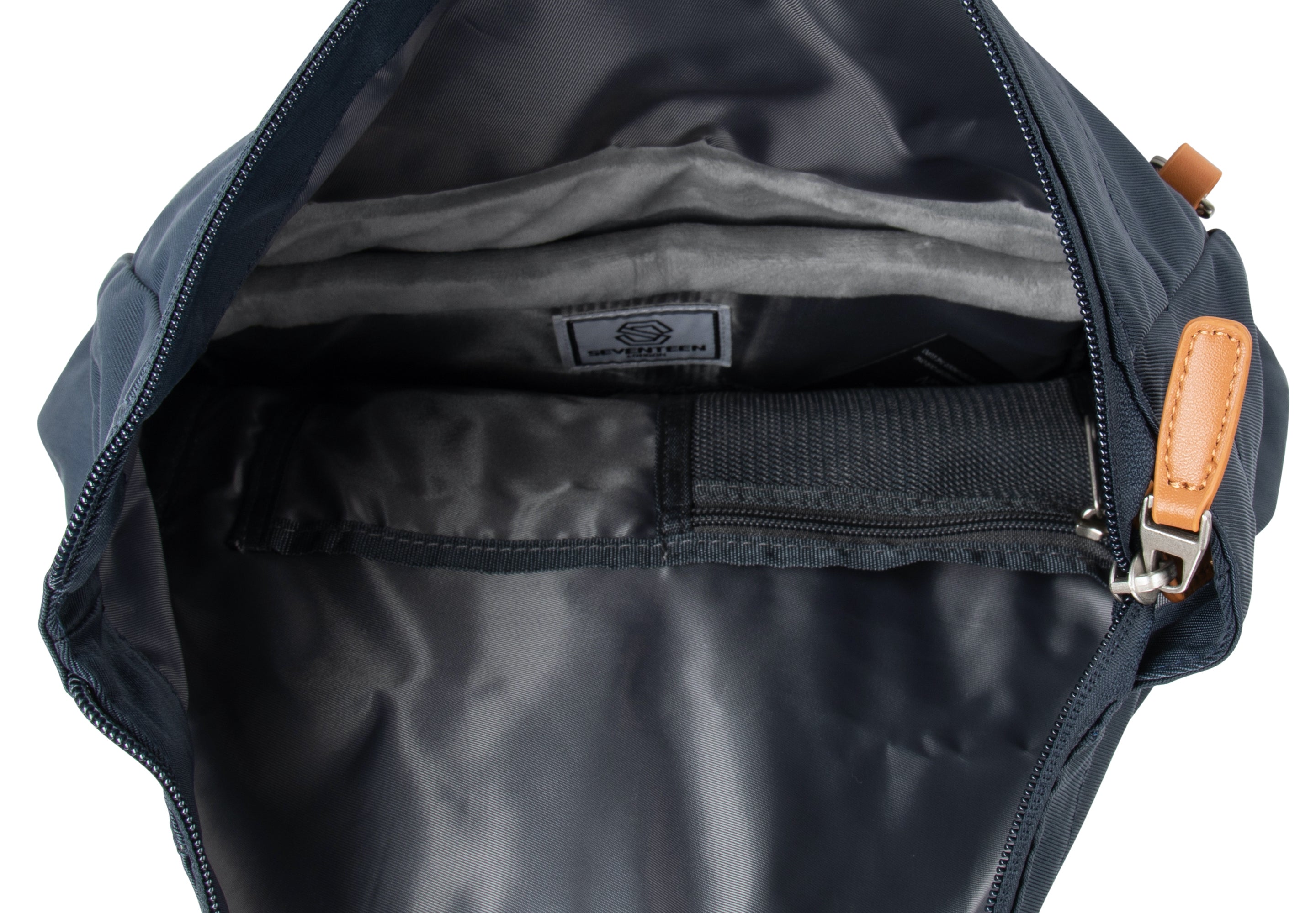 Canary Wharf Backpack - Navy