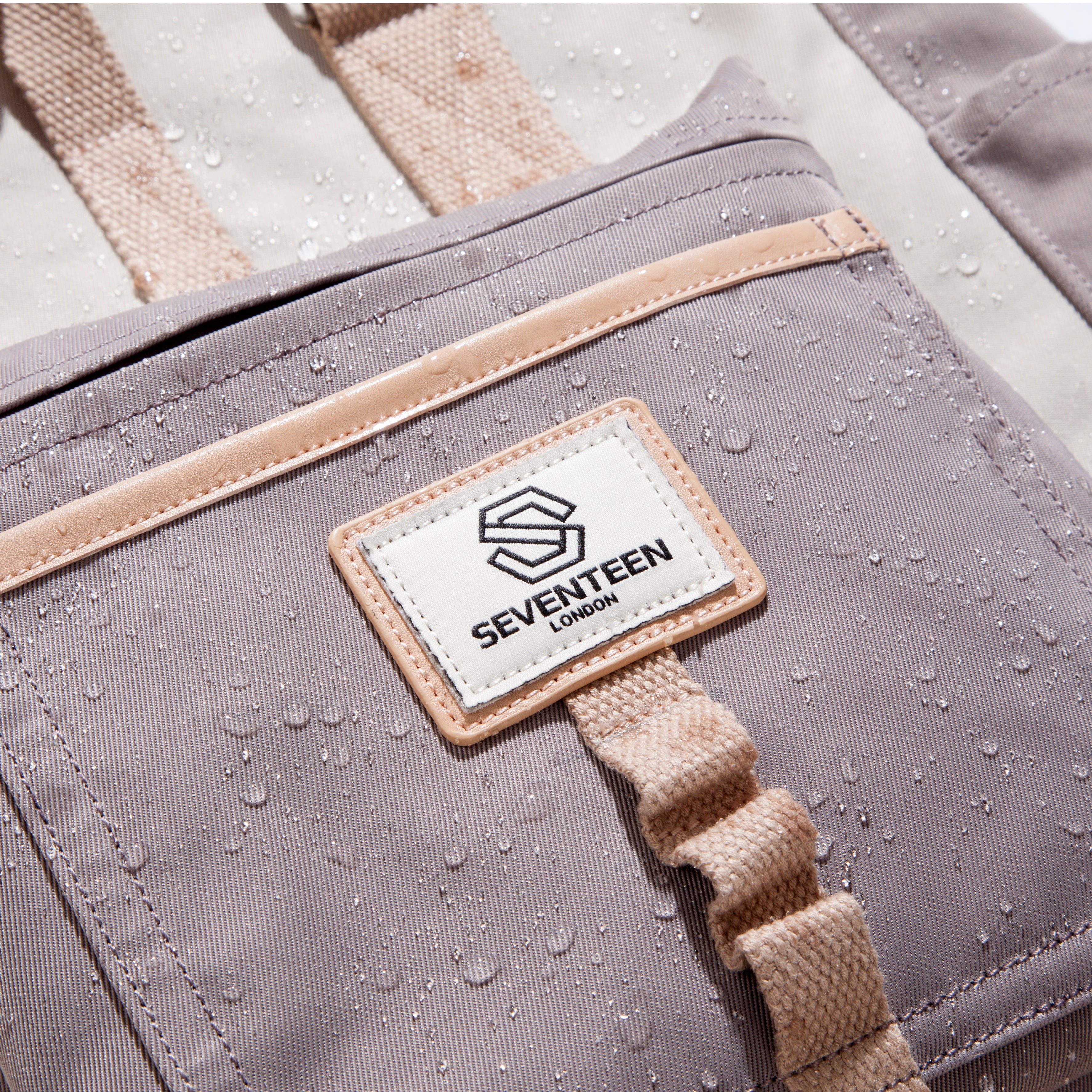 Canary Wharf Backpack - Grey & Cream - Seventeen London